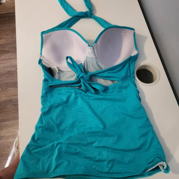 EUC Coco Reef Tankini Top with Bra Size - Picture 2 of 4